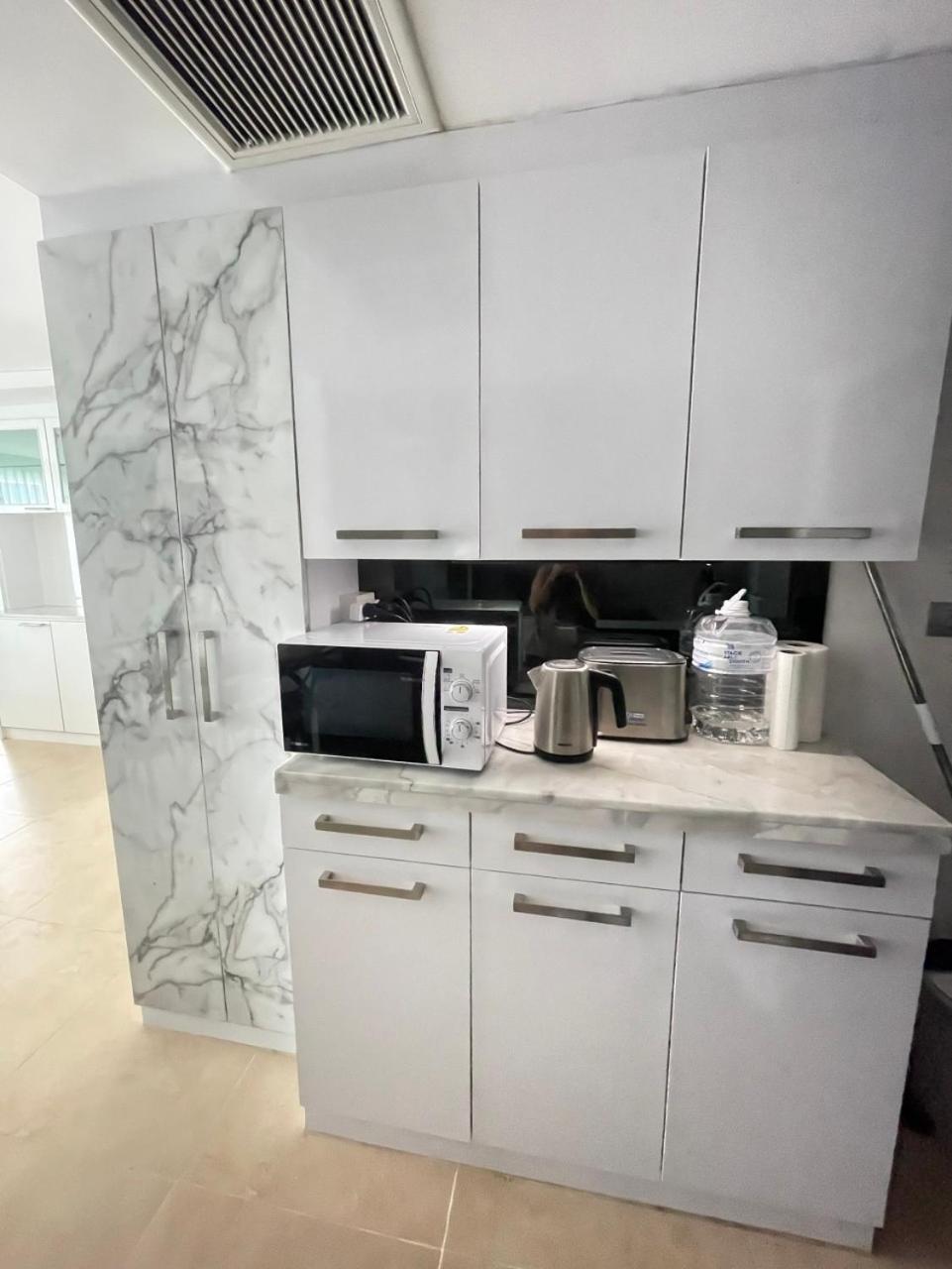 2 Bedrooms Near Pattaya Beach Exterior foto
